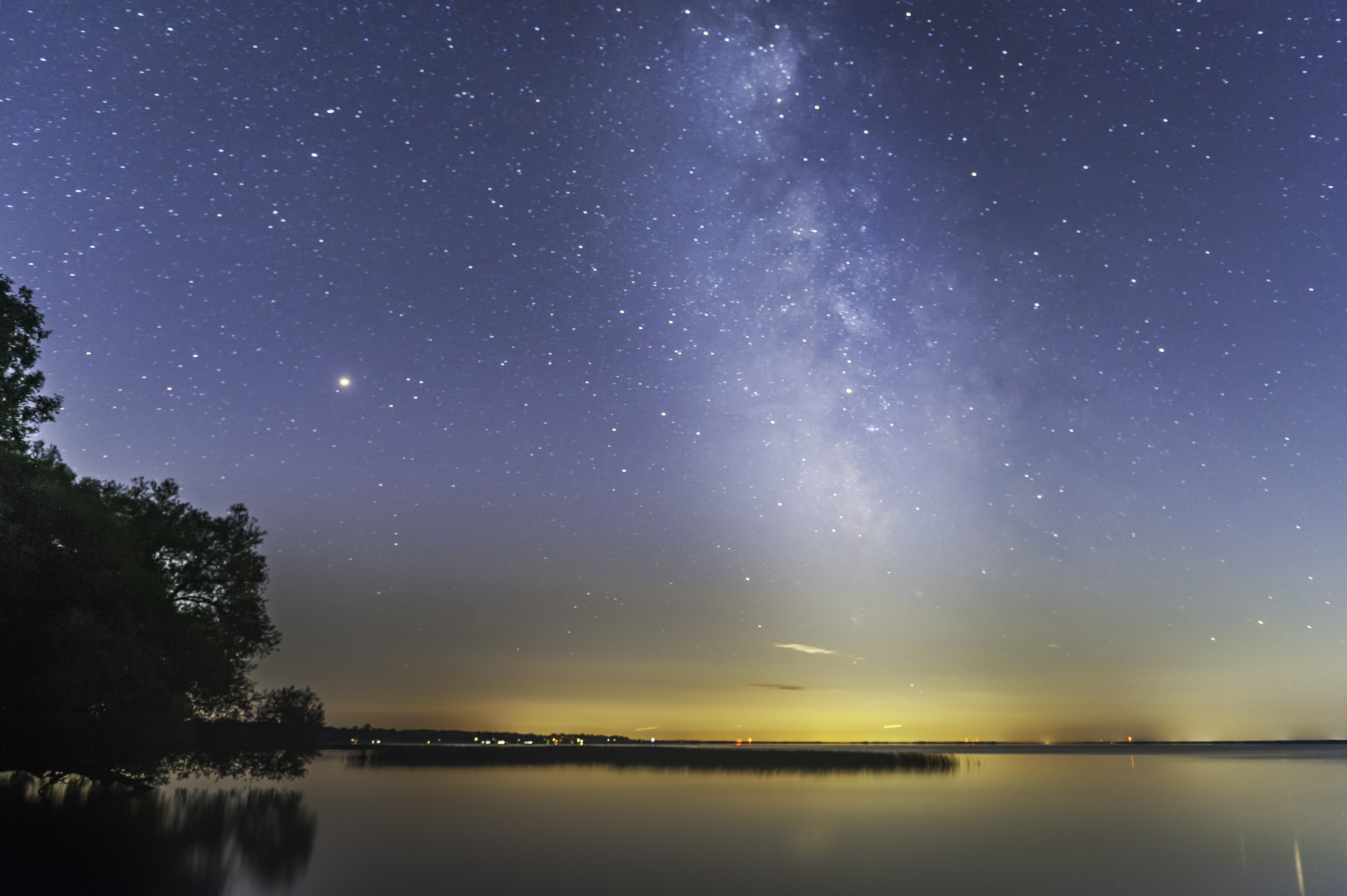 Muskoka Real Estate - Milky Way on Lake Simcoe